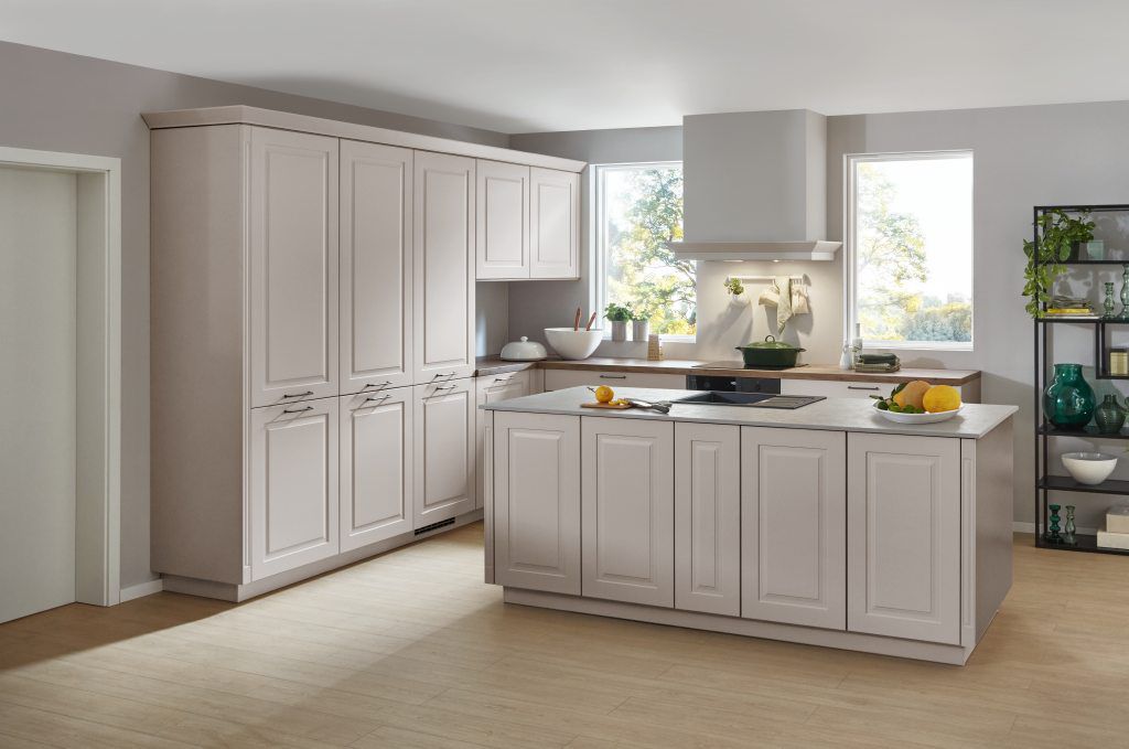 model SYLT - Piesková matná lakovaná